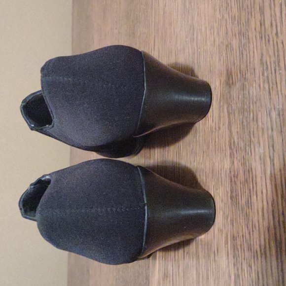 Munro heeled booties - Picture 4 of 5